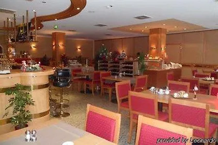 Kaiserhof 3*